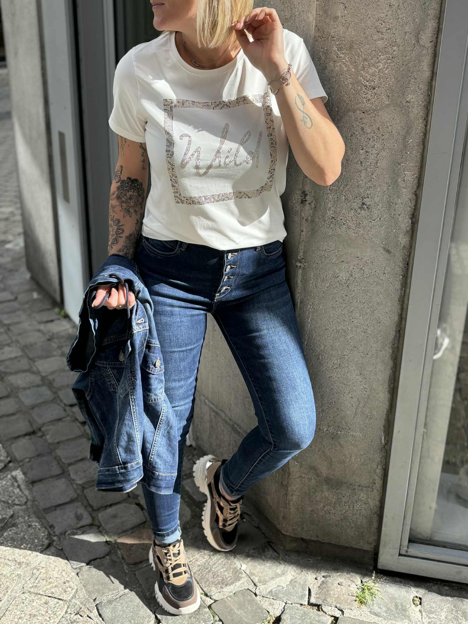 T-SHIRT DEELUXE