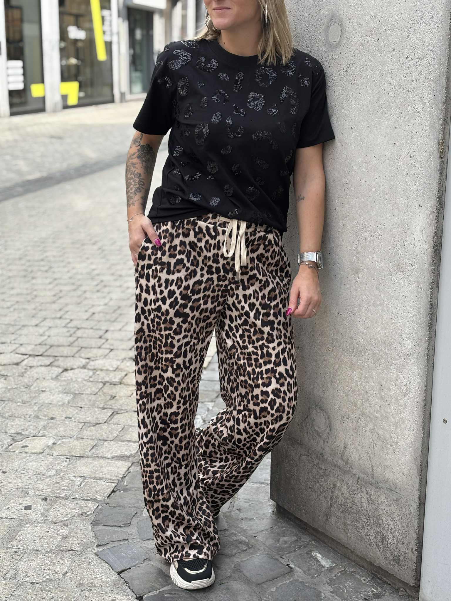 T-SHIRT DEELUXE