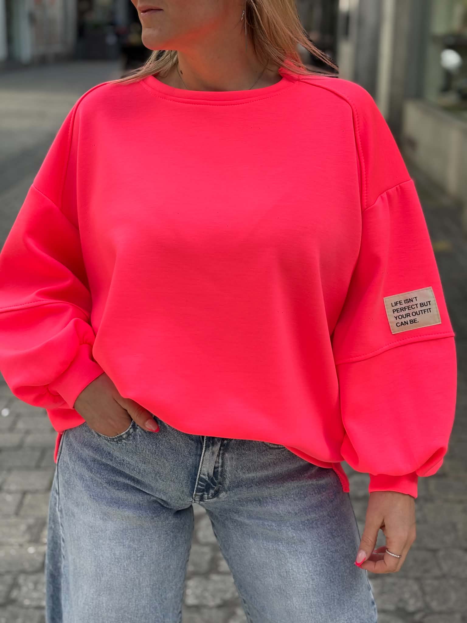 SWEAT TINA