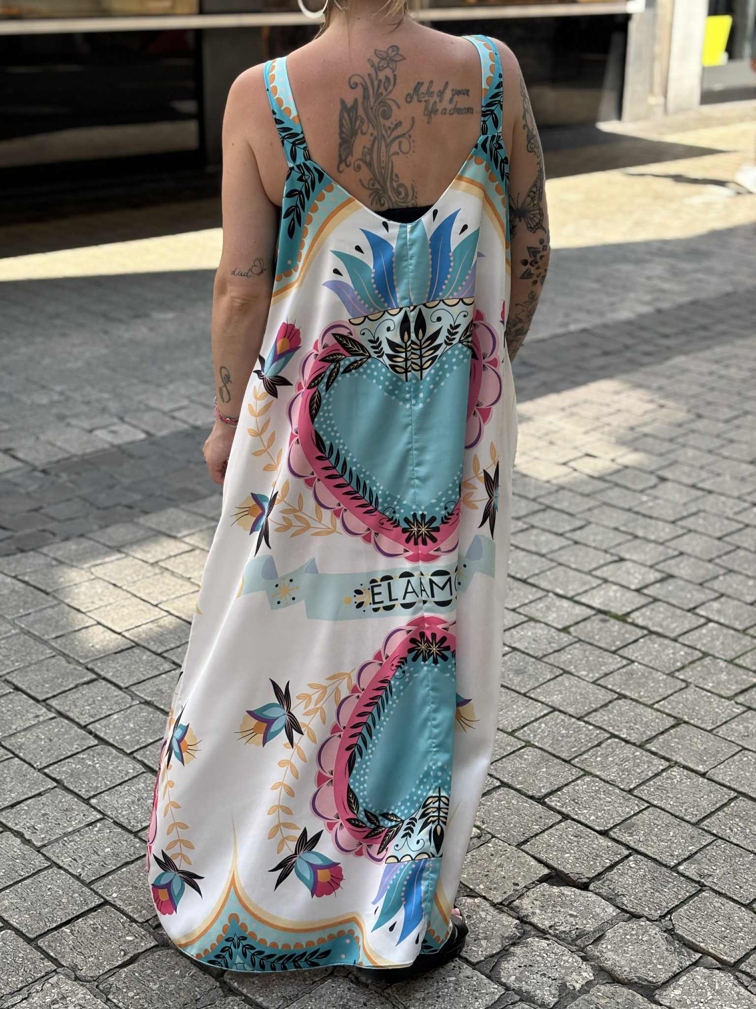 ROBE EVA