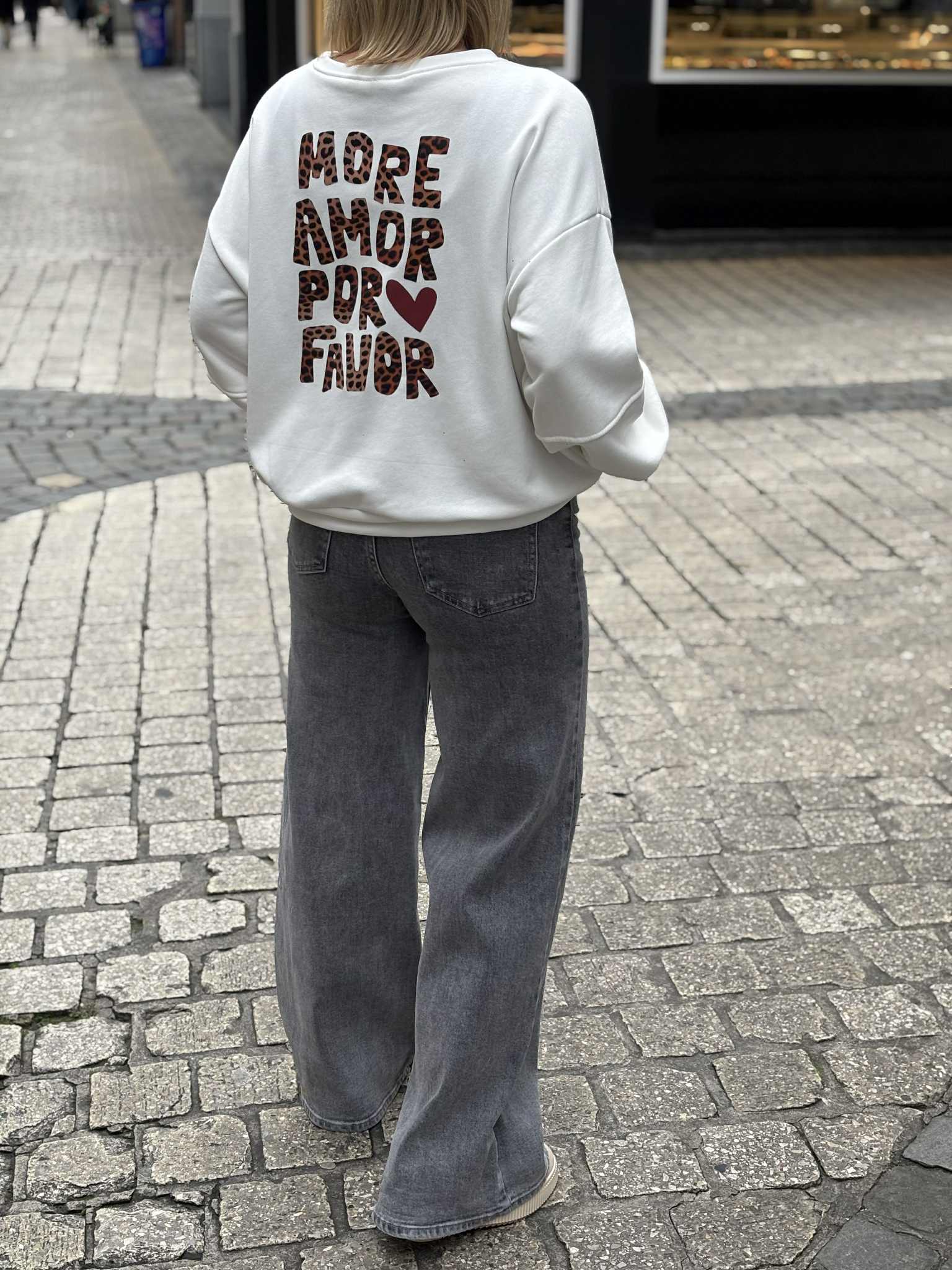 SWEAT AMORE